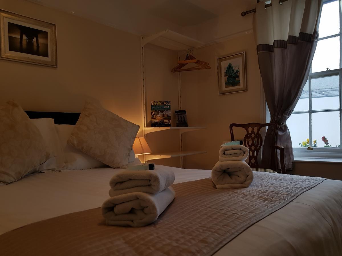 Waterfront Hotel Дил Экстерьер фото